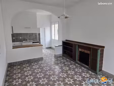 studio 1 pièce 30 m²