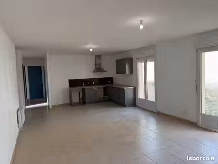 maison plain-pied 3 ch. + garage  jardin 500 m²  évry