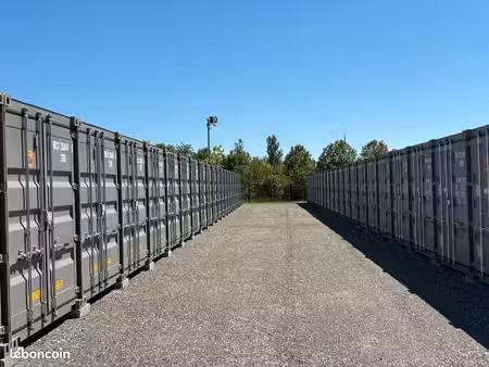 angoulême / la couronne / roullet saint estèphe : box de stockage de différentes tailles /
