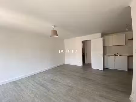 lambesc - appartement t2 -42.74m²