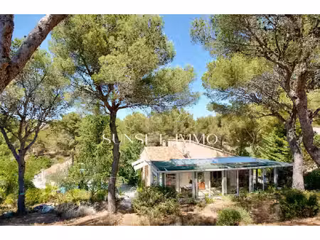 ensues la redonne - maison 220m2 sur 2400m2 de terrain en pl