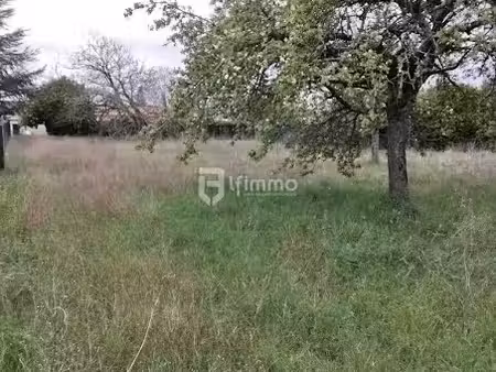 vente terrain 583 m² à l'isle-d'espagnac (16340)  61 111 €
