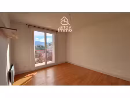 a grenoble  t2  de 45m2