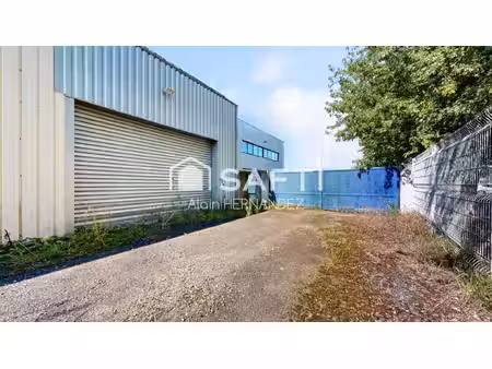 saint-gaudens – location de 1 360 m² pour voir grand !