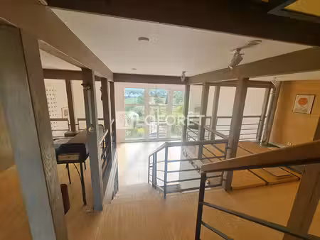 maison atypique 145 m²   4 chambres avec 12 17 ares + terrain constructible en sus