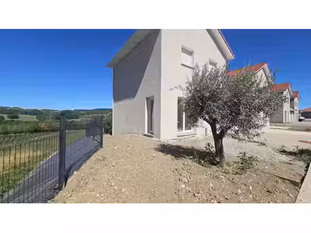 maison - location - montferrat - 3 chambres - jardin- garage