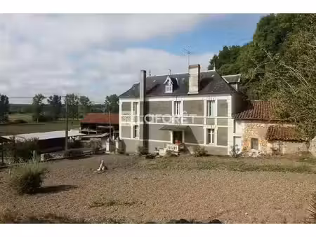 maison mareuil en périgord 7 pièces 158 m2 avec terres et dépendances