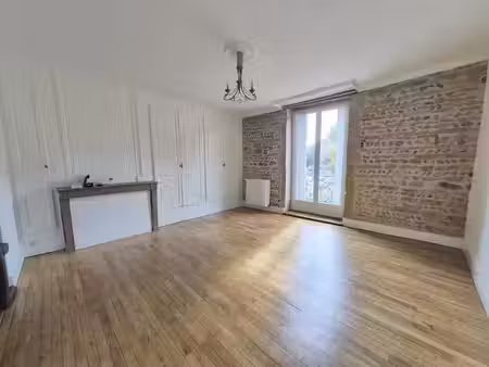 vente appartement 3 pièces 97 m² à bourg-en-bresse (01000)  169 000 €