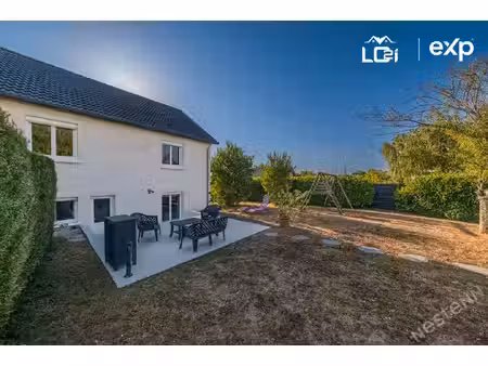 maison entierremement rénovée à saint germain du plain de 156