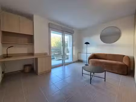 location appartement t1 meublé à angers (49000) : à louer t1 meublé / 36m² angers