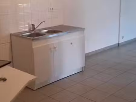location appartement 2 pièces à ménéac (56490) : à louer 2 pièces / 56m² ménéac