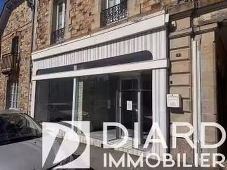 location bureaux et commerces à vitré (35500) : à louer / 78m² vitré
