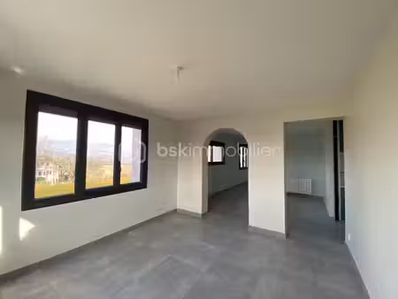 appartement de 101 15 m² à saint-felix