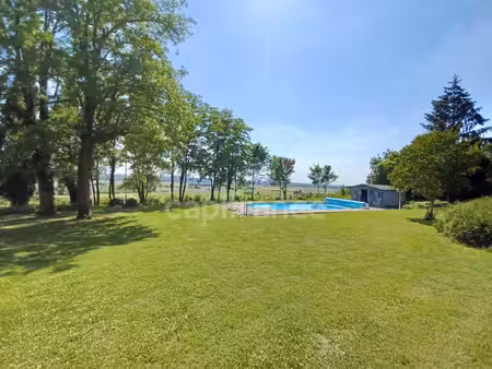 à vendre  propriété d'exception avec vue panoramique à mongauzy- la réole  (entre langon e