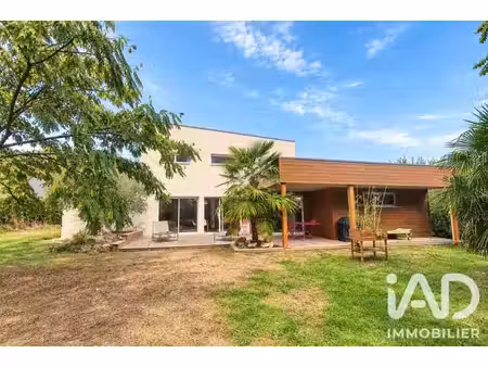 maison à changé (53810)