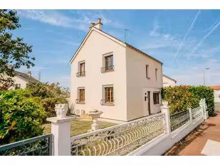 maison chemille en anjou 5 pièce(s) 90 m2 - terrain de 570 m²