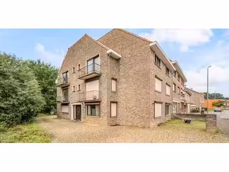 appartement à louer à as pour € 900 avec 2 chambres à coucher