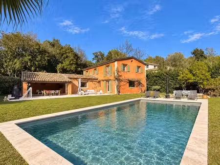 maison à louer - 6 pièces - 175 10 m2 - roquefort les pins - 06 - provence-alpes-cote-d-az