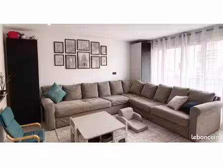 t4 75 m² entièrement rénové – 3 chambres – balcon – cave – bassens