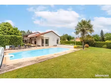 propriété 6 pièces 158 m²