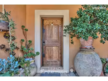 maison 6 pièces 180 m²