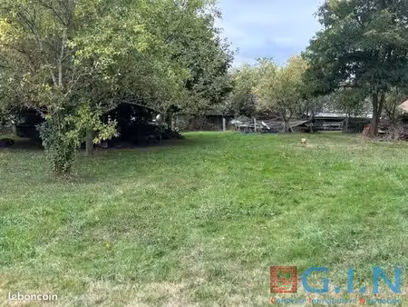 terrain 1 037 m² bourneville