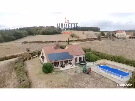 maison 9 pièces 202 m²