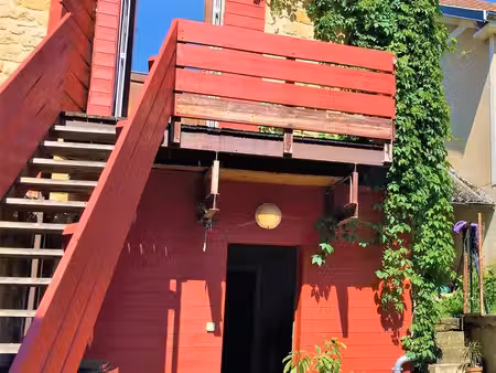 charmante maison t2 meublée à gourdon  proche du bourg médiéval  idéale pied à terre