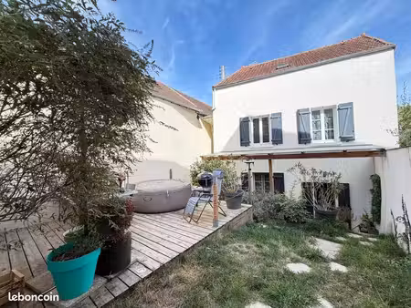 maison 5 pièces 97 m²