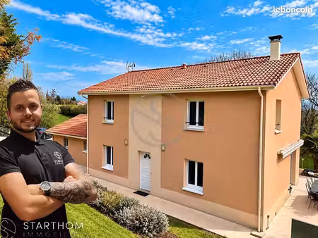 propriété 8 pièces 143 m²