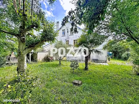 maison 13 pièces 235 m²