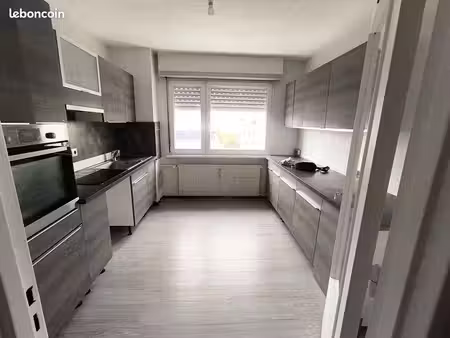 appartement 3 pièces 84 m²