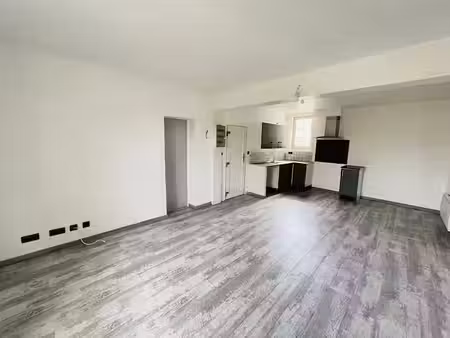 location appartement 3 pièces 71.9 m² à jouarre (77640)  745 €