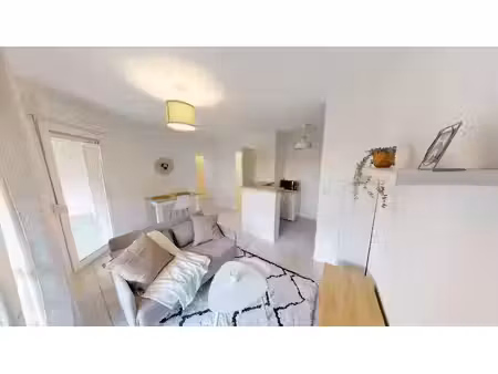 location meublée appartement 2 pièces 38.55 m² à saint-jean (31240)  696 €