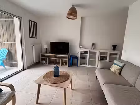 t3 meublé récent - 62 m² - terrasse et jardin - services