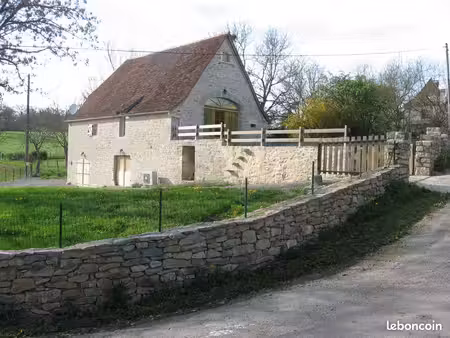 grange restaurée à louer