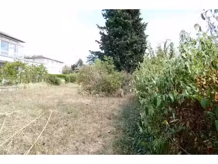 terrain constructible 450 m² à grézieu-la-varenne  hors lotis