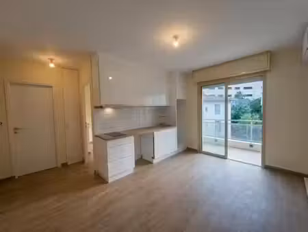 location appartement 2 pièces 26.04 m² à beausoleil (06240)  1 460 €