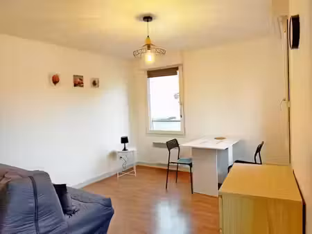 location meublée appartement 1 pièce 24.02 m² à avon (77210)  620 €