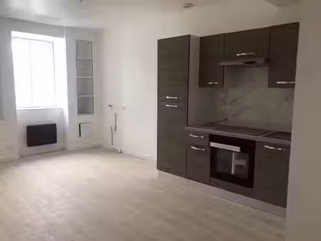 location appartement 2 pièces 31.48 m² à chateaulin (29150)  560 €
