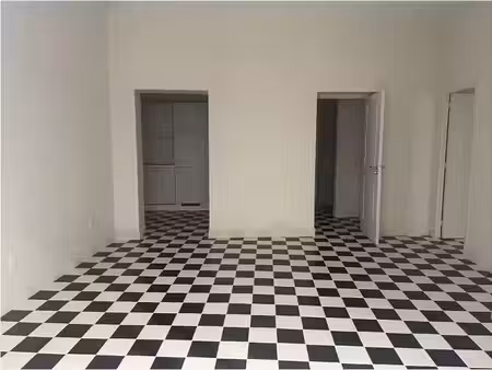 location appartement 2 pièces 51 m² à uzès (30700)  590 €