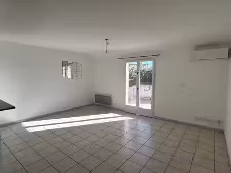 location appartement 3 pièces 55.74 m² à cabrieres (30210)  700 €