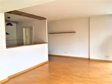 location appartement 3 pièces 76.51 m² à strasbourg (67000)  1 089 €