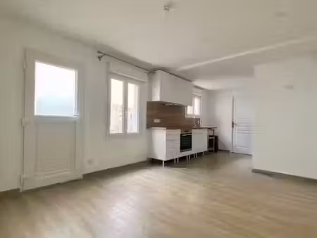 location appartement 2 pièces 37.6 m² à rue (80120)  611 €