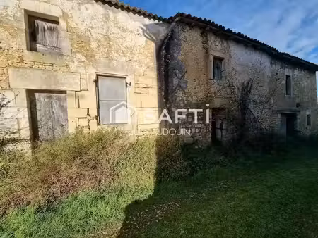 vente maison 5 pièces 162 m² à burie (17770)  30 000 €