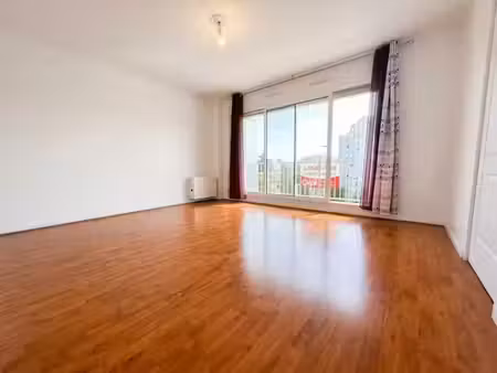 location appartement 4 pièces 67.63 m² à chelles (77500)  1 143 €