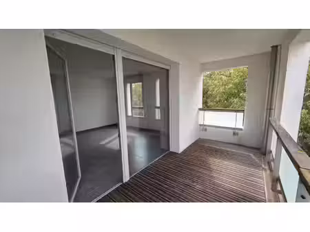 t2 avec terrasse et parking - blagnac 31700 - les nereides