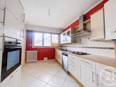 appartement t4 à louer - 4 pièces - 89 06 m2 - cholet - 49 - pays-de-loire