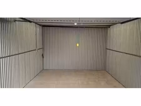box à louer à hasselt pour € 118