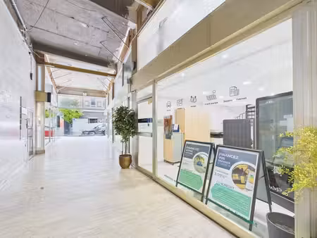 à vendre - commerce polyvalent à arlon - 3 espaces